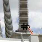 D&eacute;faillance isolateurs haute tension en verre, porcelaine ou composite caus&eacute;e par la pollution, le brouillard salin, les poussi&egrave;res, l&rsquo;usure, les chocs