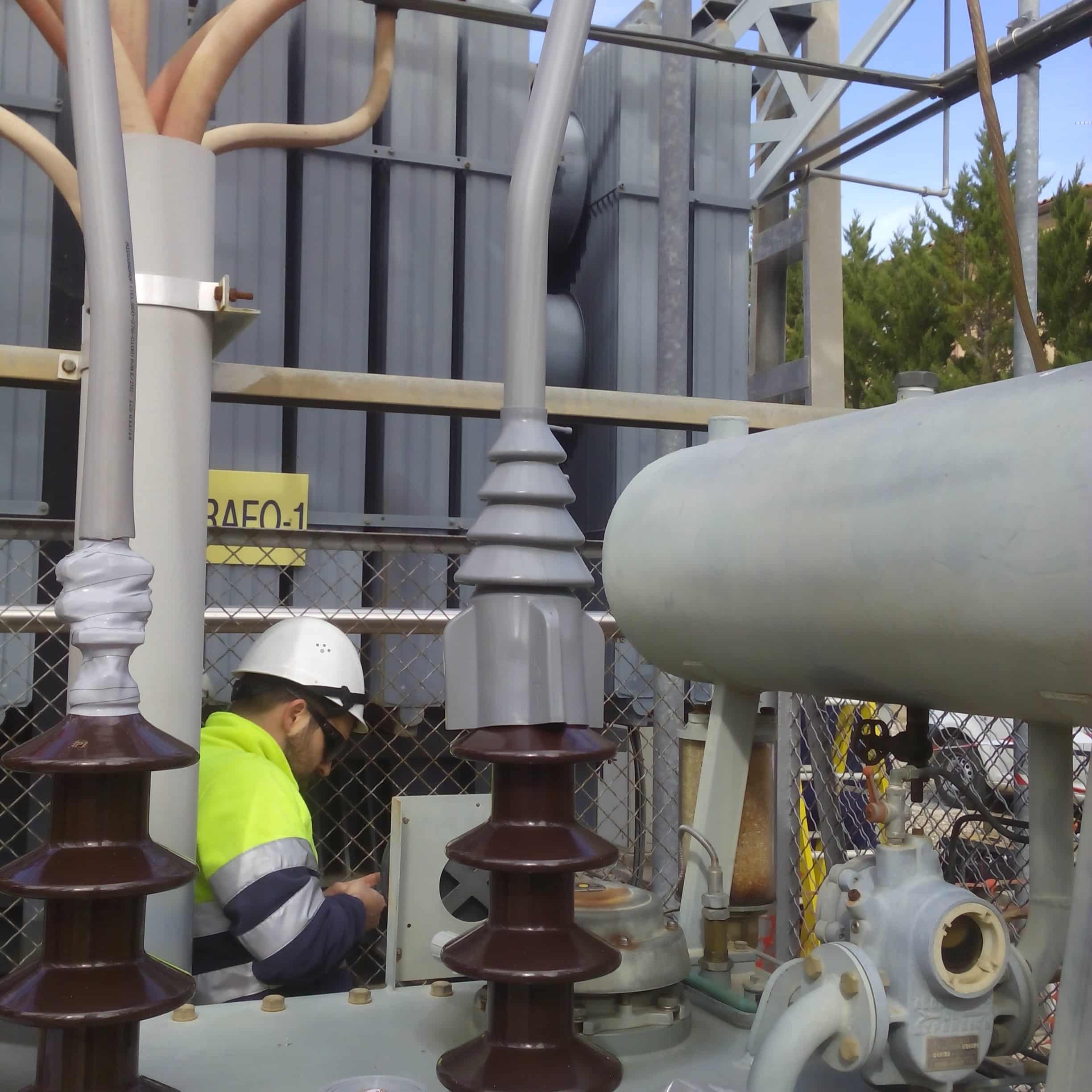 Avifauna protección terminal AT del transformador fotovoltaico midsun aislamiento eléctrico SYNERDIS TECHNIKELEC