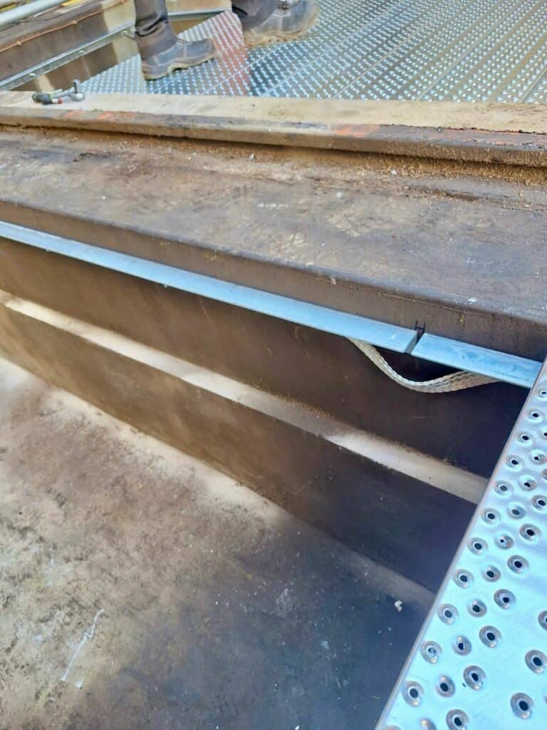 Collegamento e messa a terra da parte di SONEC