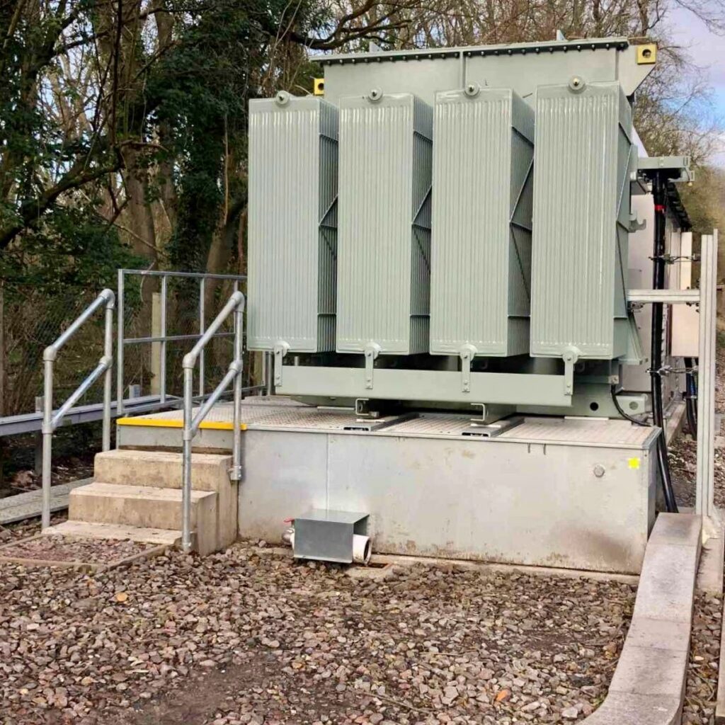 Foso de contención de incendios SANERGRID TRT H con rejilla Cubiertas de aguas pluviales EXTICOV y PETROPIE SPI