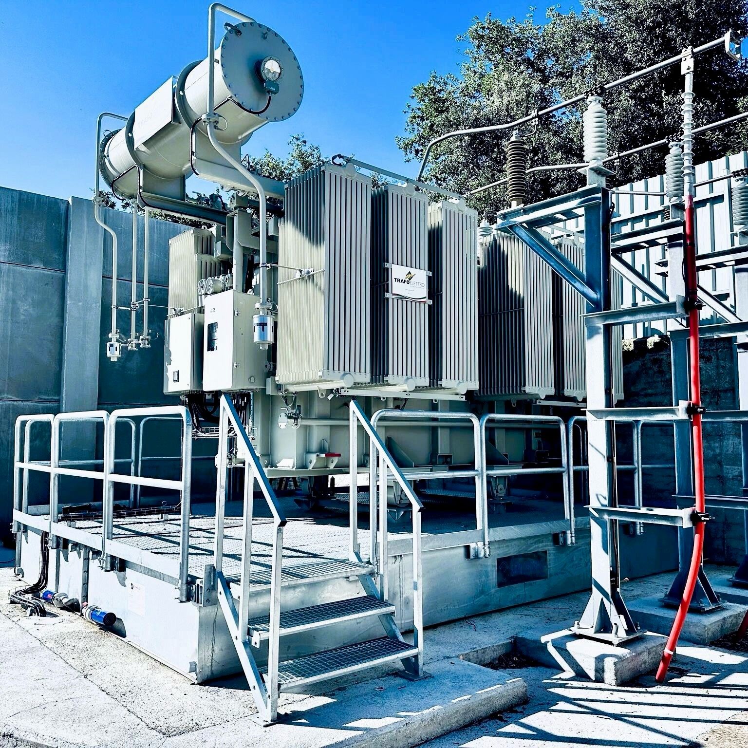 SANERGRID TRT H MODULO bund con coperta antincendio EXTICOV, parapetti e scale