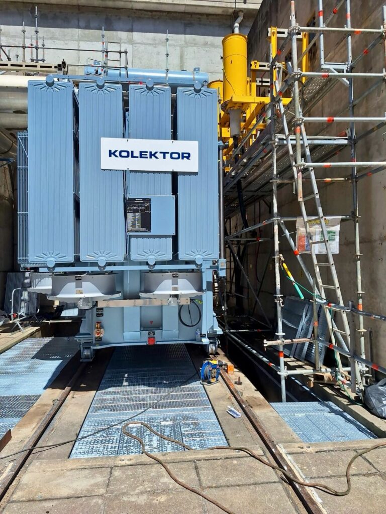 Ultima copertura tagliafuoco sotto il trasformatore installata da SONEC